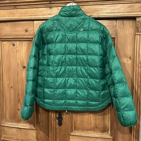 The Arrivals Women's Green Puffer Jacket - Picture 6 of 8